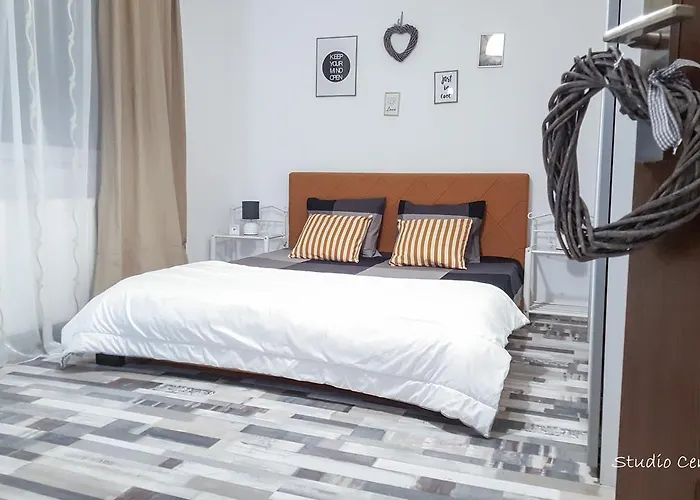 Exer Ii Apartment